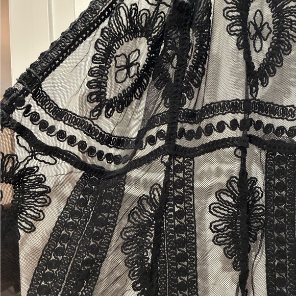 Elegant Black Lace Vest, Womens 18W plus Cato fashions - Picture 4 of 5